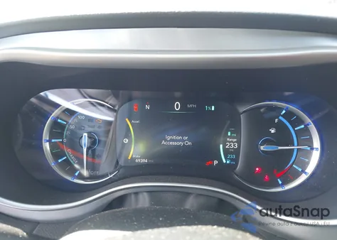 2020 Chrysler Pacifica Hybrid Touring L из США, поврежденный, VIN 2C4RC1L74LR258822